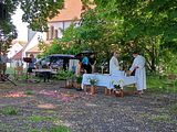 Gottesdienst in Helbra auf dem Festplatz hinter der Kirche!