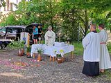 Gottesdienst in Helbra auf dem Festplatz hinter der Kirche!